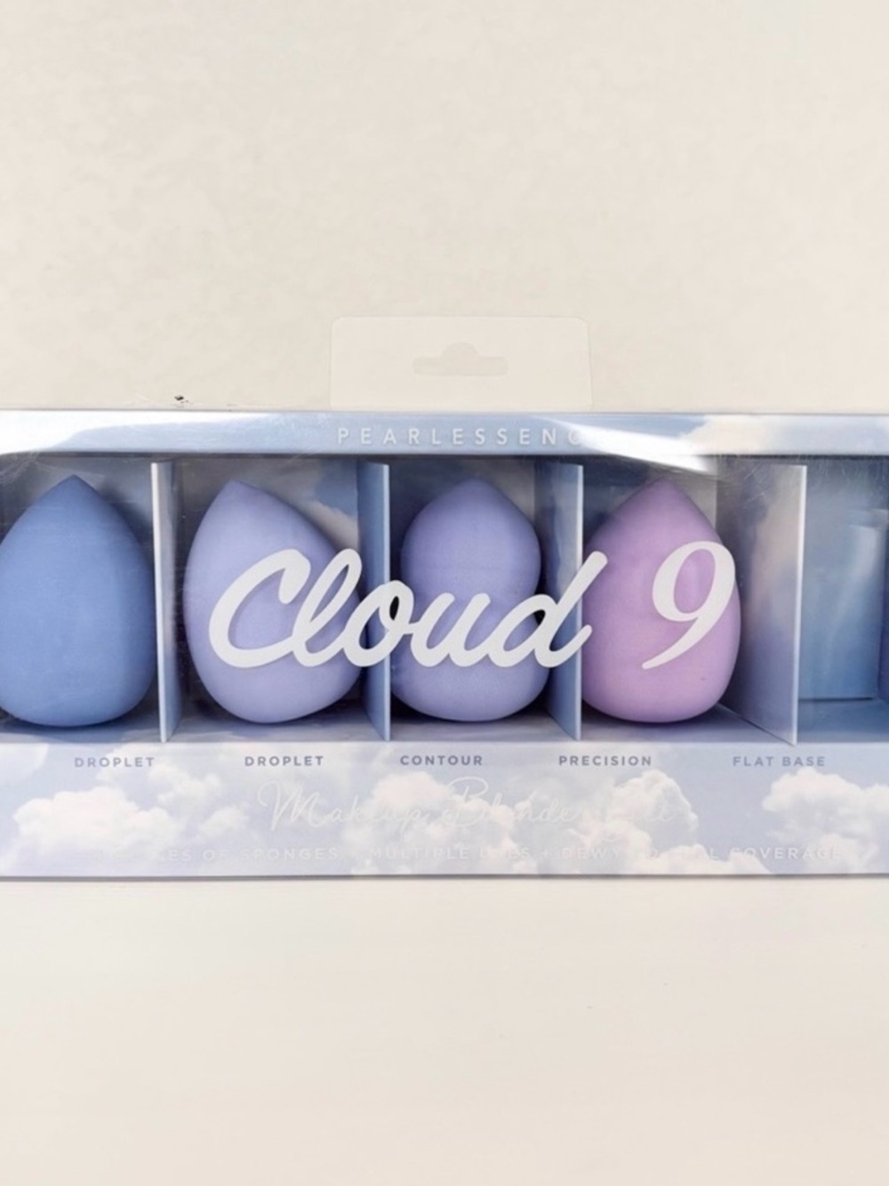 ❣️$5 SALE❣️PEARLESSENCE Cloud 9 Makeup Blender Set (4) NWT
